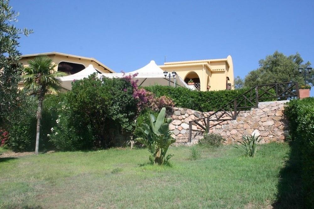 Genna 'e Masoni Hotel Cardedu